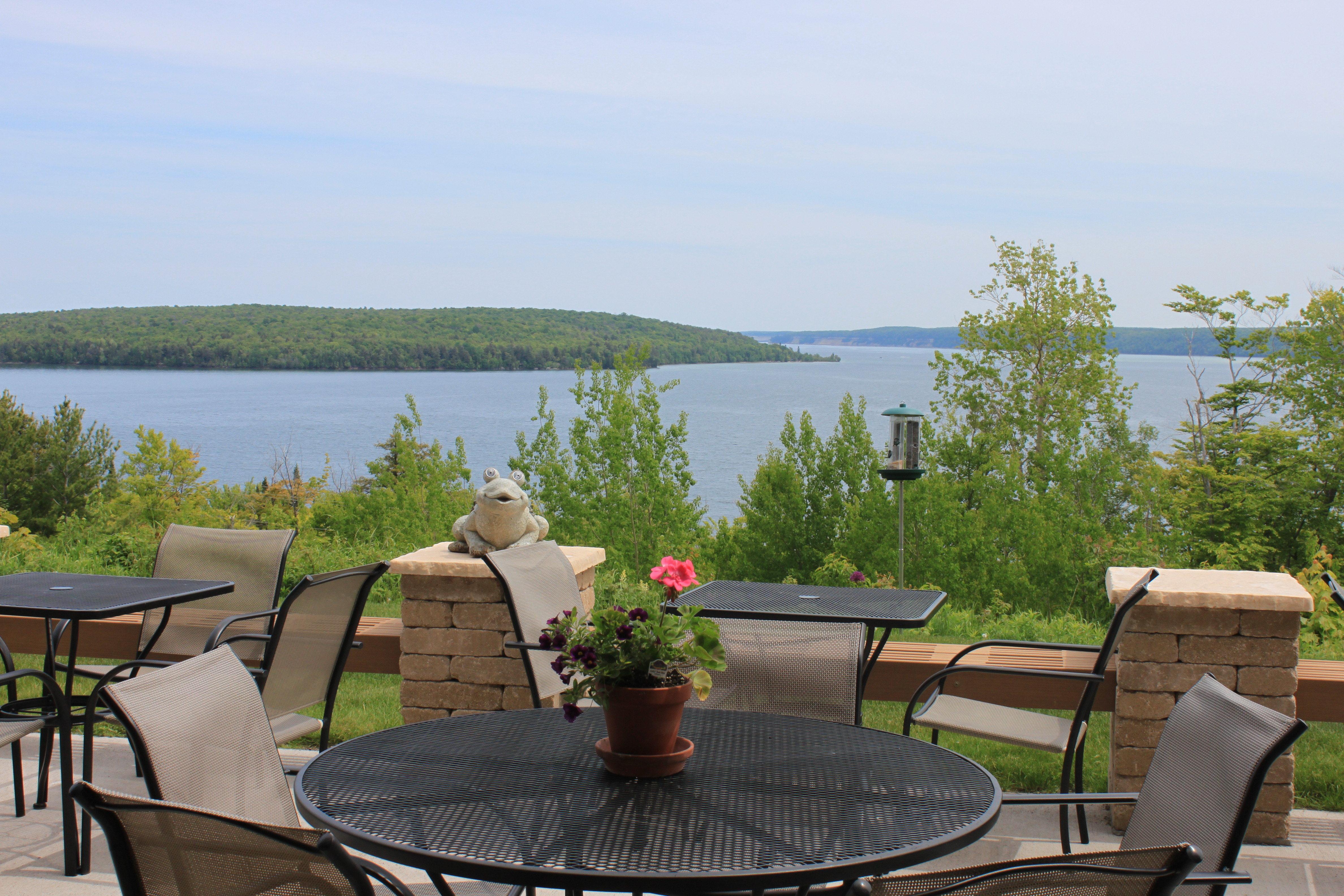 Holiday Inn Express Munising-Lakeview, An Ihg Hotel Exterior photo