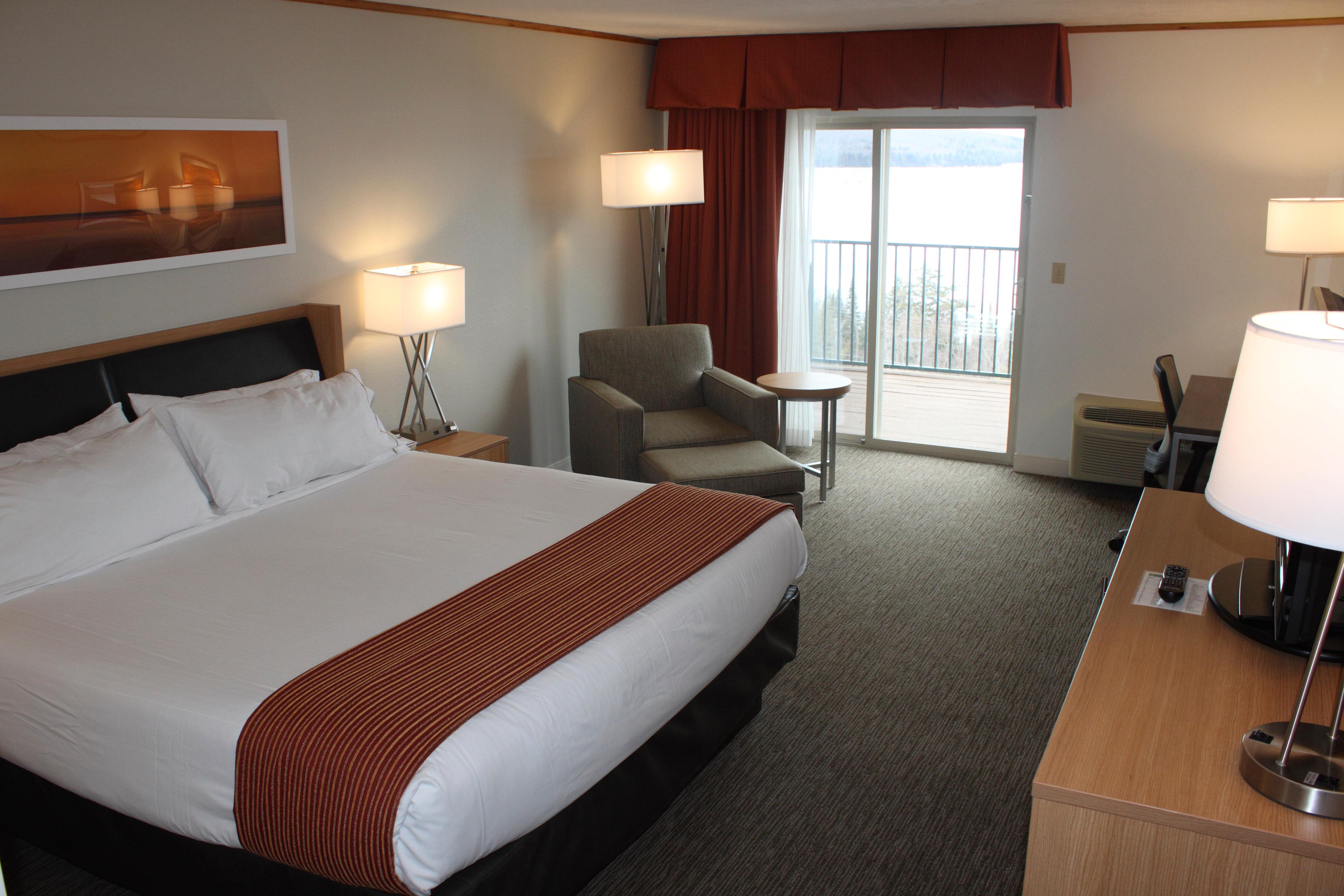 Holiday Inn Express Munising-Lakeview, An Ihg Hotel Exterior photo